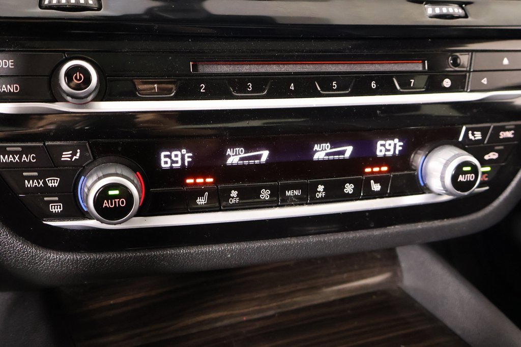 Used 2019 BMW 540i xDrive w/ Convenience Package image 8