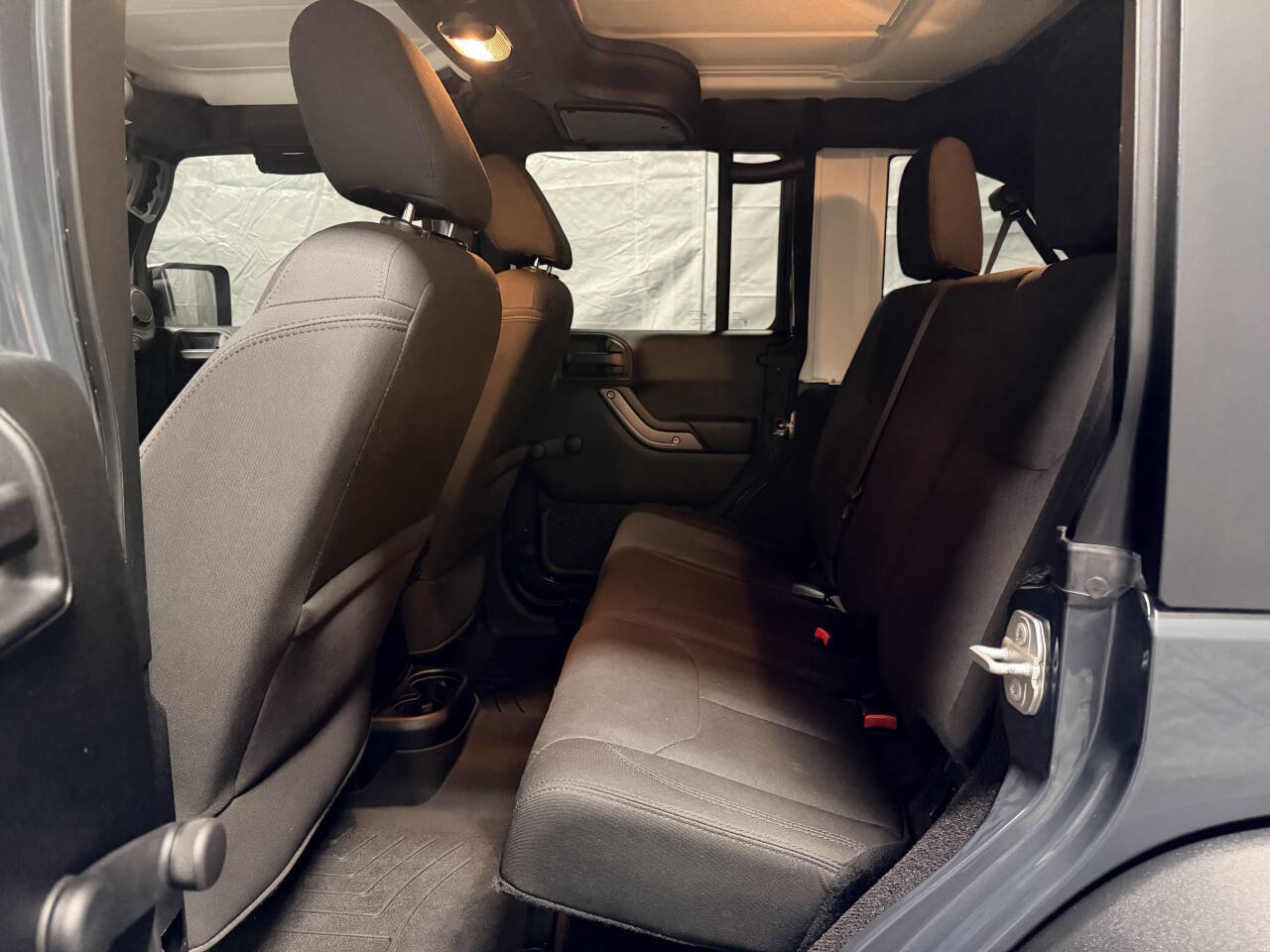 Used 2018 Jeep Wrangler Unlimited Sport w/ Connectivity Group image 22