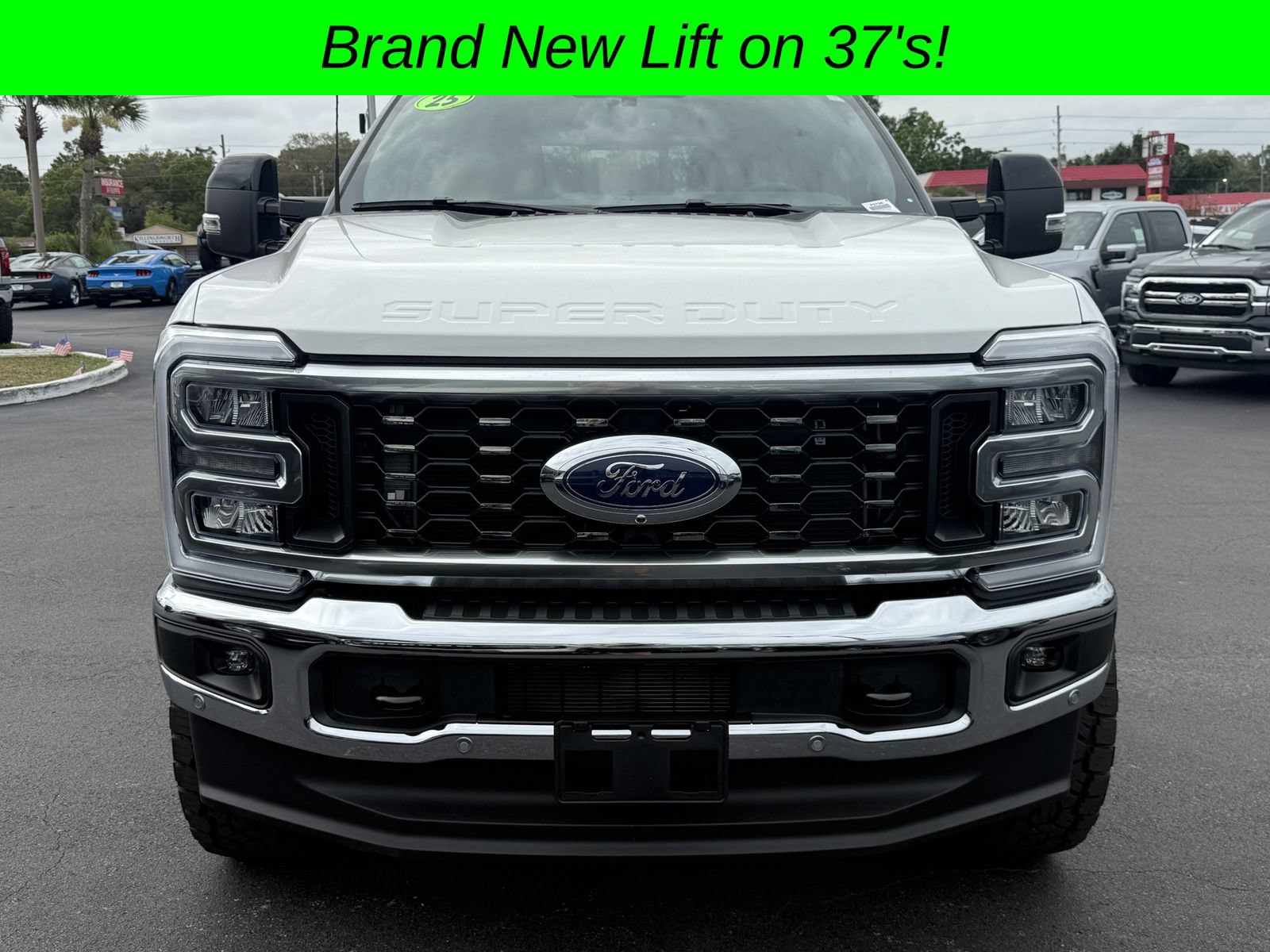 Used 2025 Ford F350 Lariat w/ Lariat Ultimate Package AWD/4WD image 8