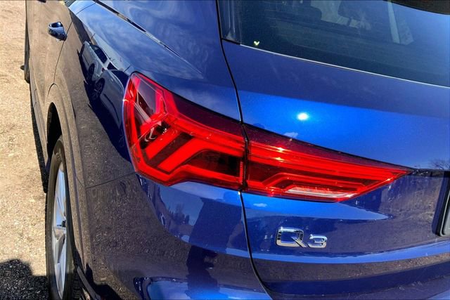 Certified 2025 Audi Q3 2.0T Premium Plus w/ Premium Plus Package image 29