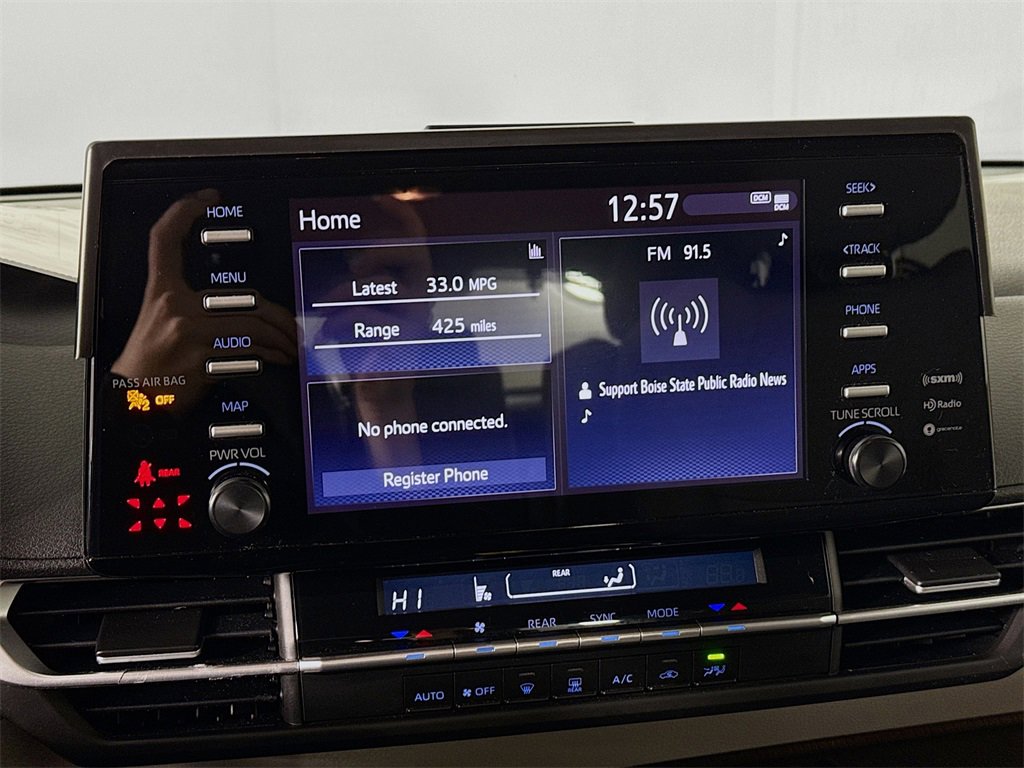 Used 2022 Toyota Sienna LE image 16