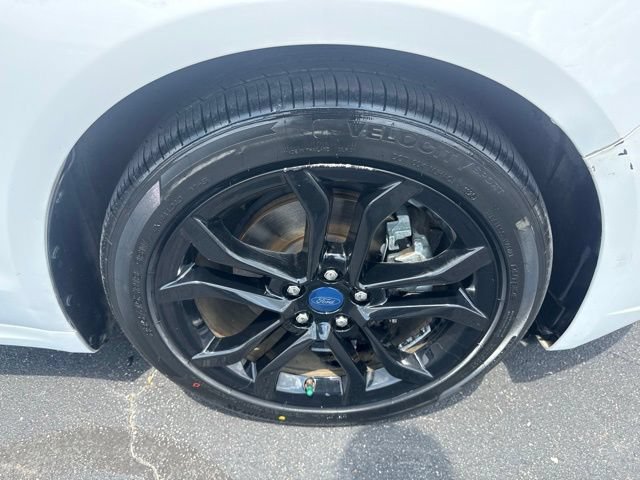 Used 2020 Ford Fusion SE w/ Equipment Group 151A FWD image 13
