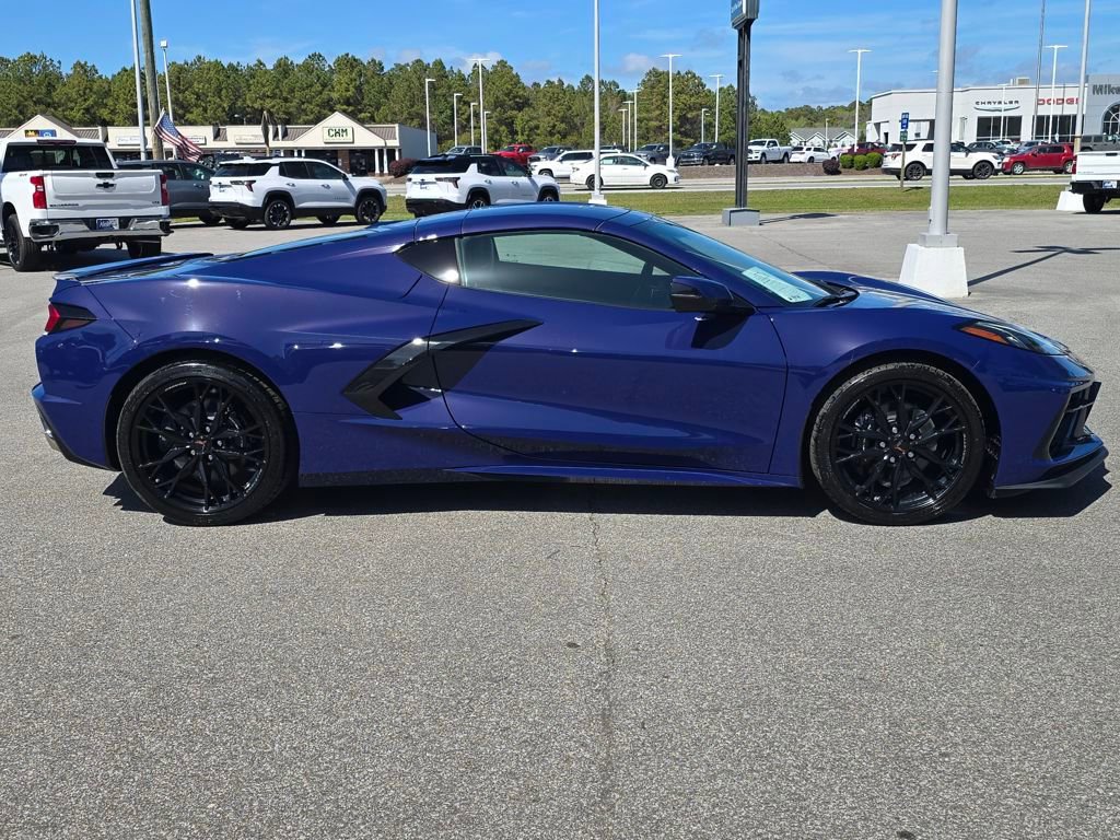 Used 2025 Chevrolet Corvette Stingray Coupe w/ 1LT image 6