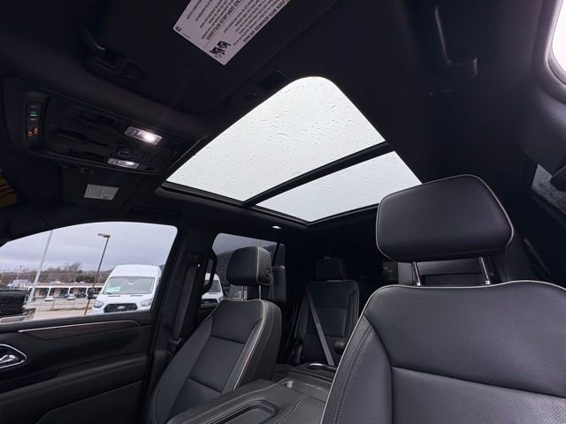 Used 2023 Chevrolet Tahoe Premier w/ Advanced Technology Package image 30