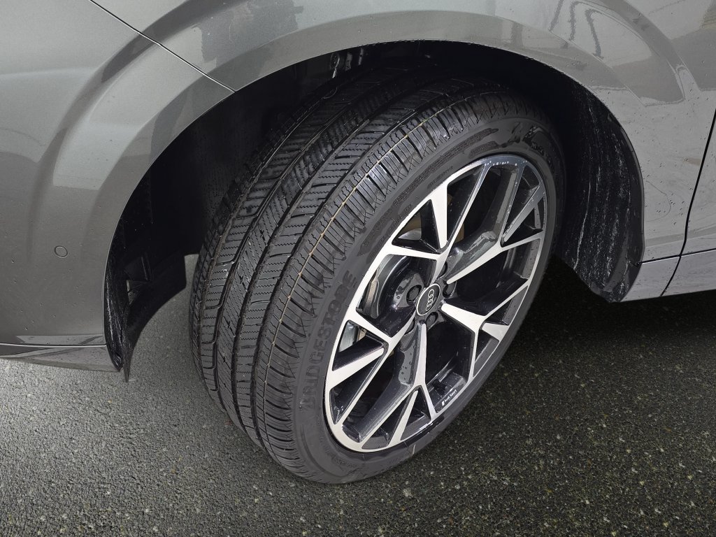 New 2026 Audi Q3 quattro 2.0T AWD/4WD image 33