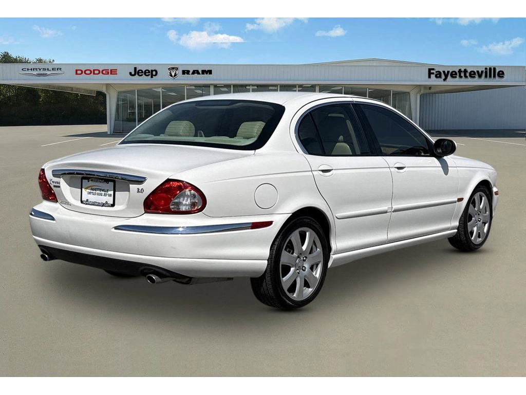 Used 2004 Jaguar X-TYPE 3.0 image 3
