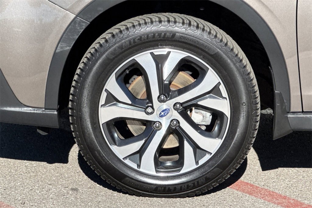 Used 2021 Subaru Outback Limited w/ Popular Package #2 image 32