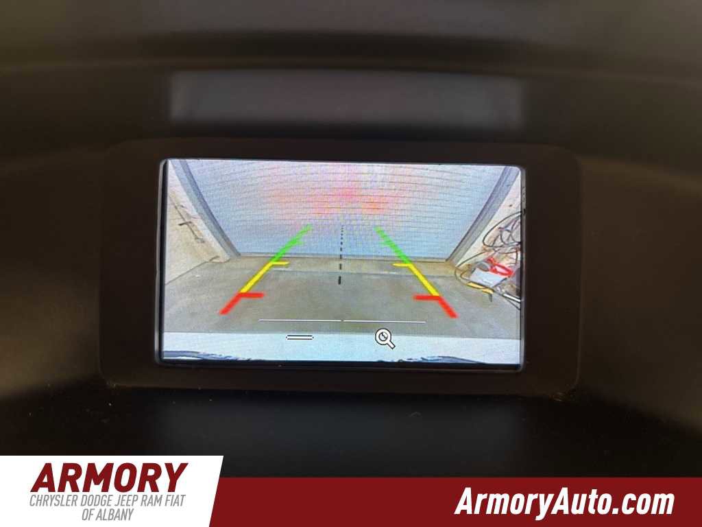 Used 2017 Ford Focus SE w/ Cold Weather Package image 17