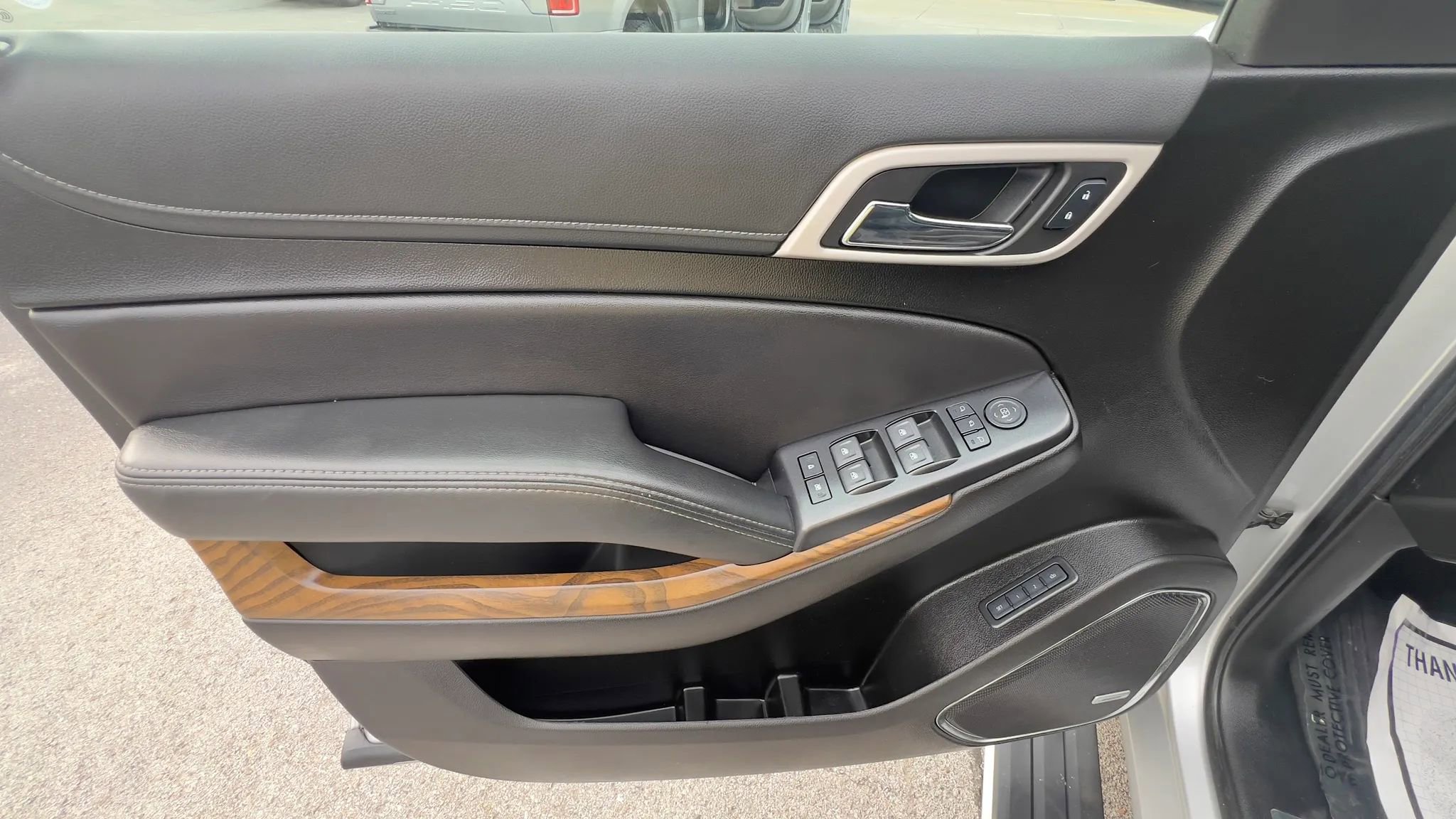 Used 2020 GMC Yukon XL Denali w/ Open Road Package image 19