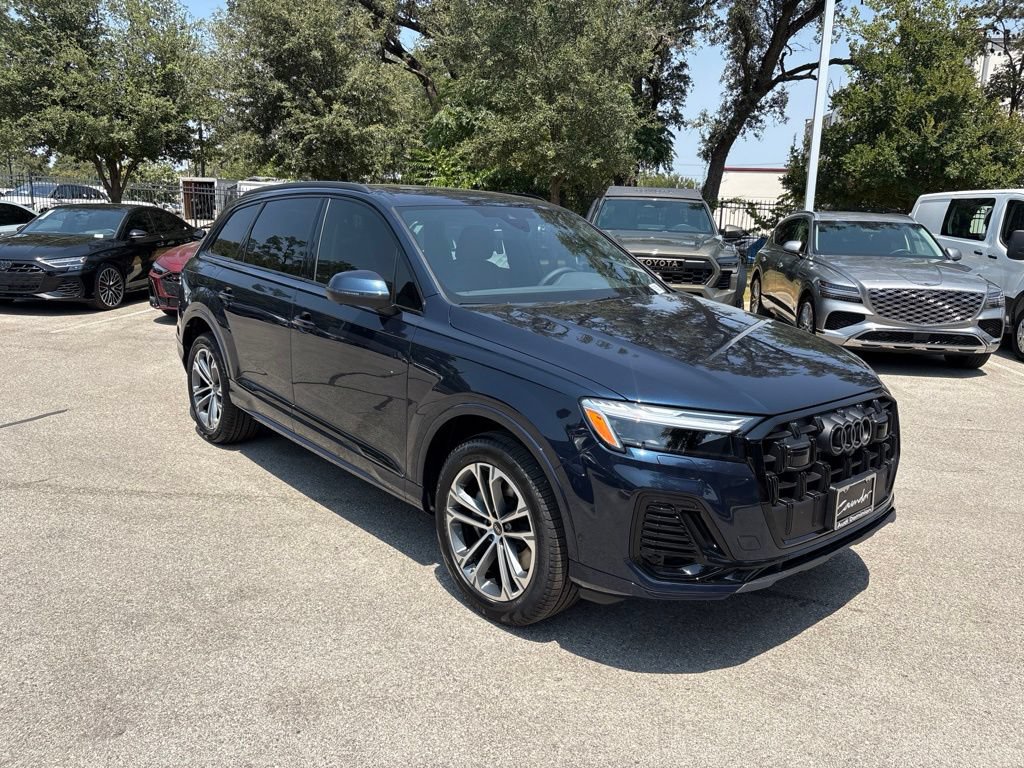 New 2026 Audi Q7 2.0T Premium AWD/4WD image 3
