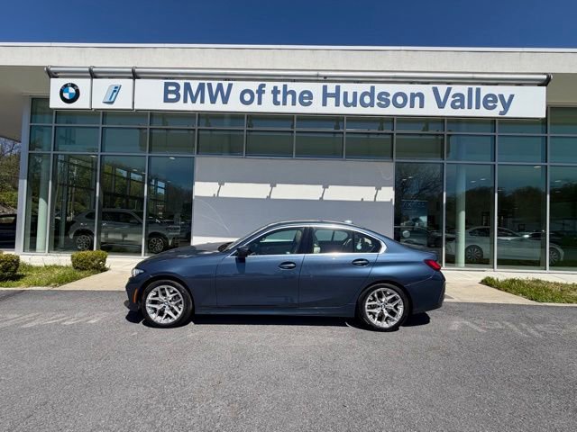 Used 2025 BMW 330i xDrive Sedan w/ Convenience Package AWD/4WD image 1