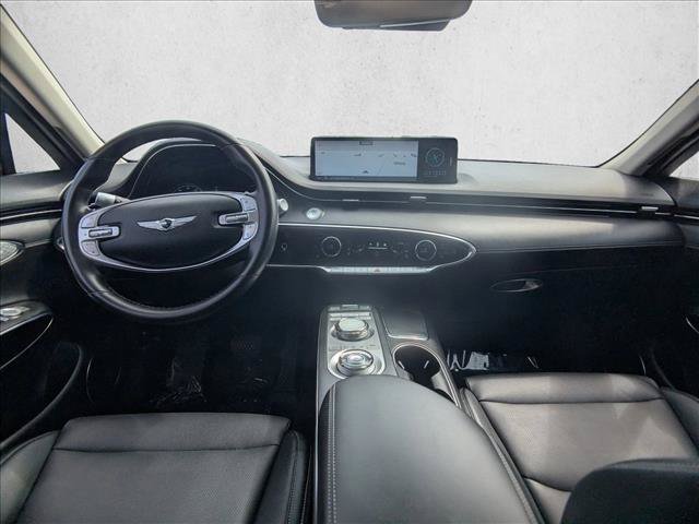 Used 2025 Genesis GV70 2.5T AWD/4WD image 17
