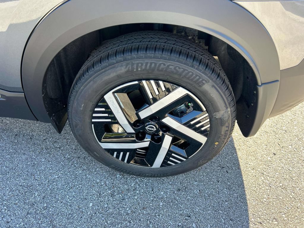New 2026 Nissan Kicks SV w/ SV Premium Package FWD image 11