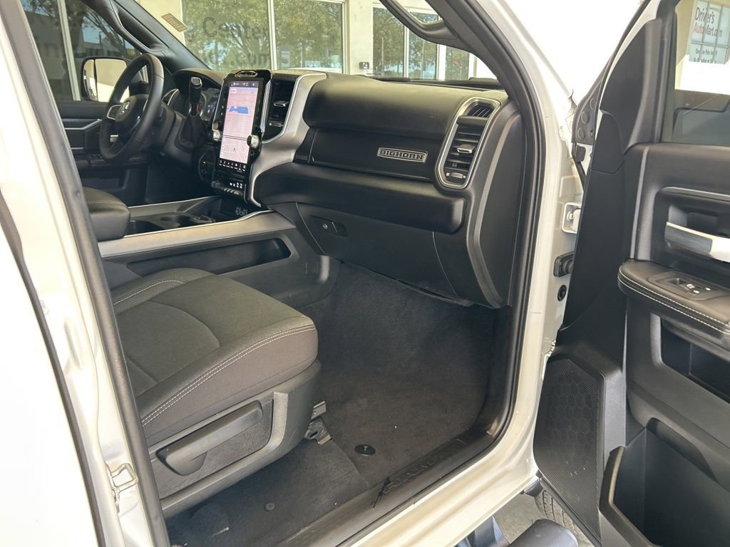 Used 2025 RAM 3500 Big Horn image 27