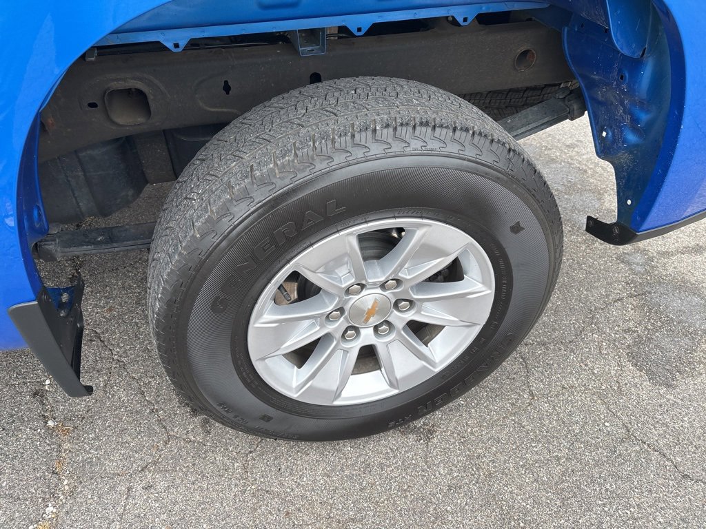 Used 2025 Chevrolet Silverado 1500 LT image 12