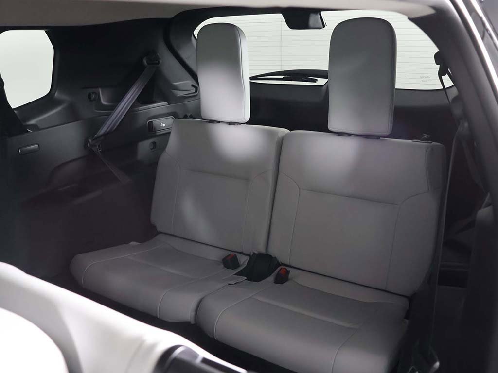 New 2025 Mitsubishi Outlander AWD image 41