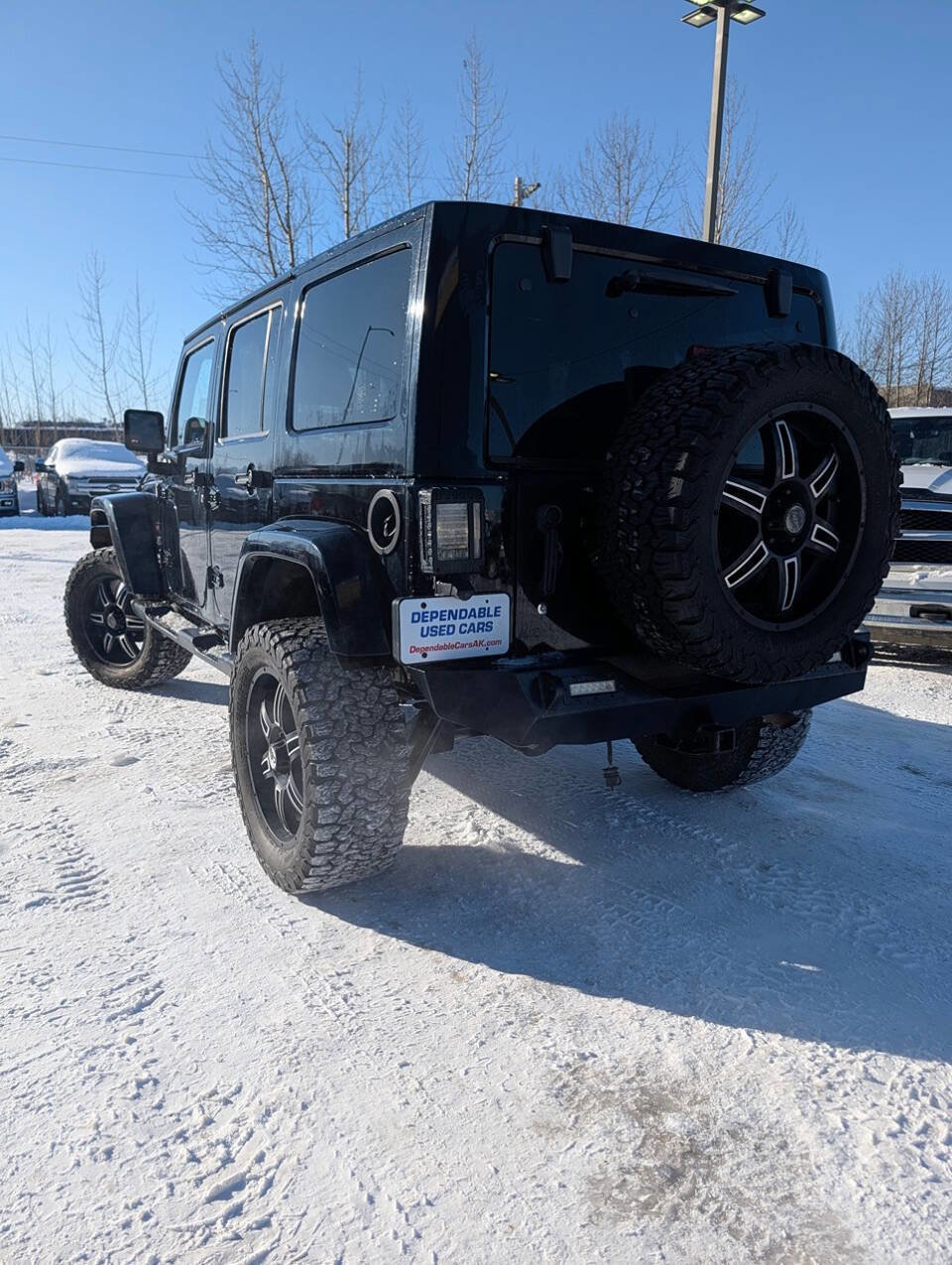 Used 2011 Jeep Wrangler Unlimited 70th Anniversary w/ Connectivity Group image 15