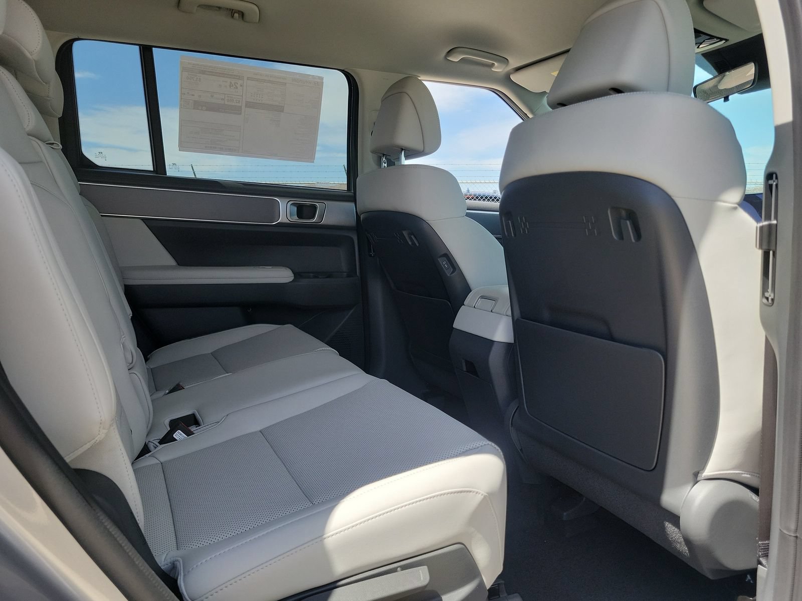 New 2026 Hyundai Santa Fe SEL FWD image 18