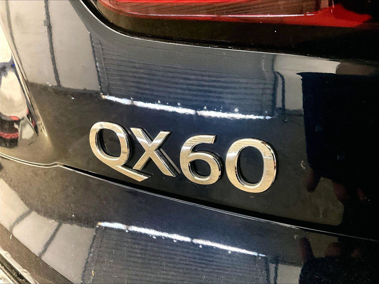 Used 2017 INFINITI QX60 Luxe w/ Deluxe Technology Package AWD/4WD image 14