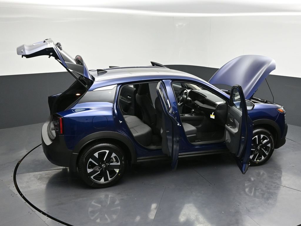 New 2026 Nissan Kicks SV w/ SV Premium Package AWD/4WD image 30