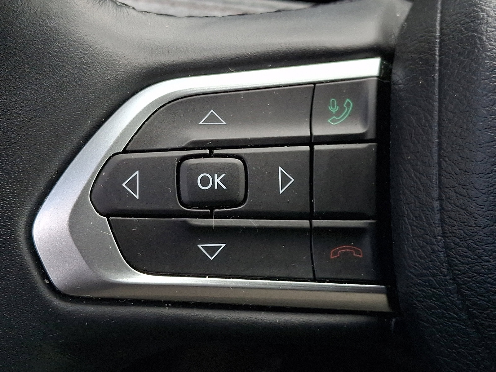 Used 2022 Jeep Compass Latitude image 21