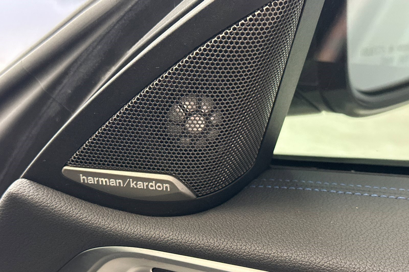 Used 2023 BMW M440i M440i w/ M Carbon Exterior Package image 20