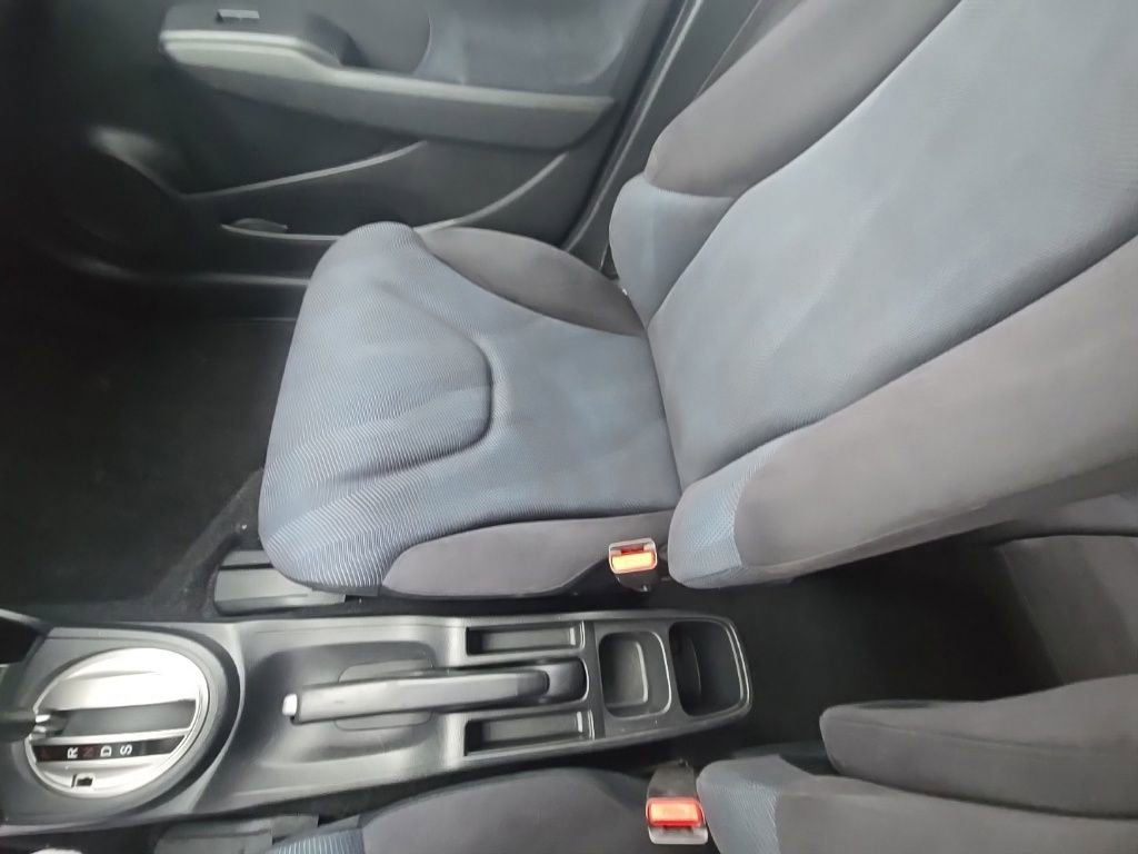 Used 2010 Honda Fit Sport image 20