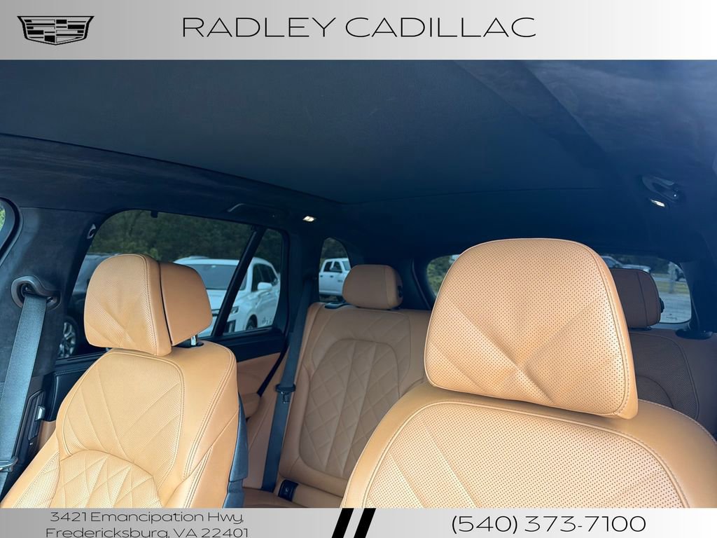 Used 2024 BMW X5 M60i AWD/4WD image 2