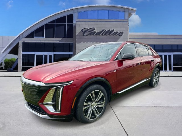 Certified 2024 Cadillac Lyriq Luxury AWD/4WD image 1