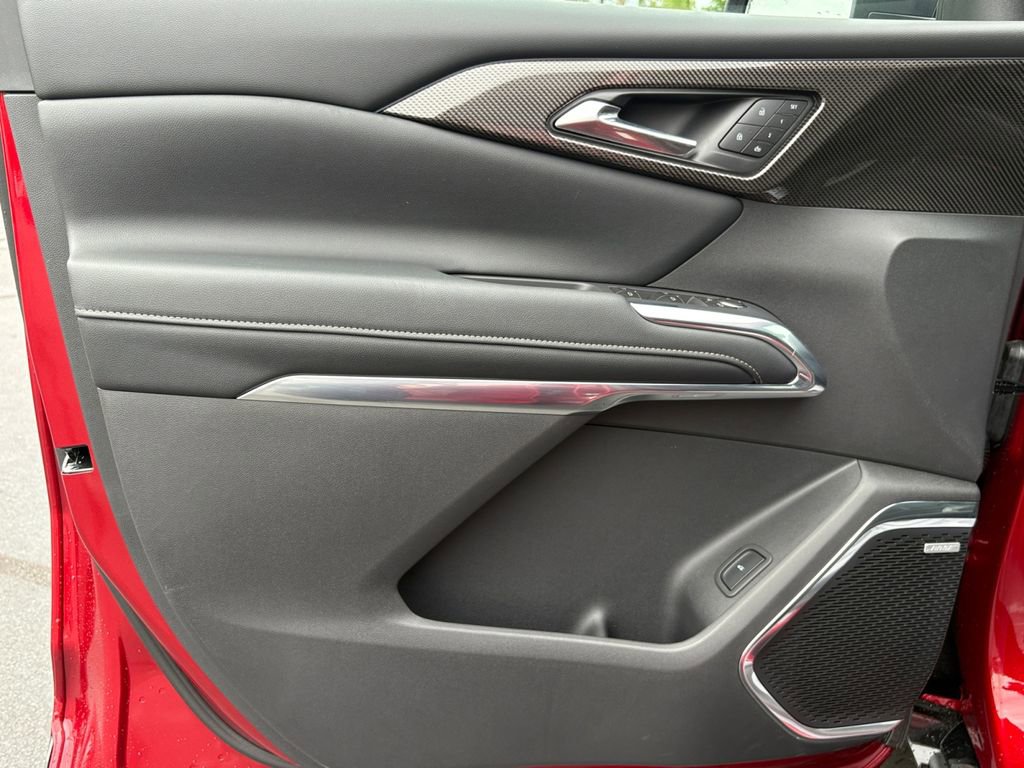 New 2026 Chevrolet Traverse High Country FWD image 14