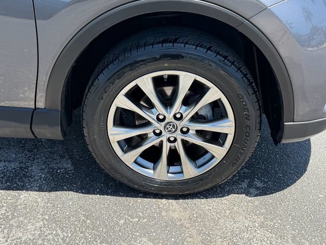 Used 2016 Toyota RAV4 Limited FWD image 18