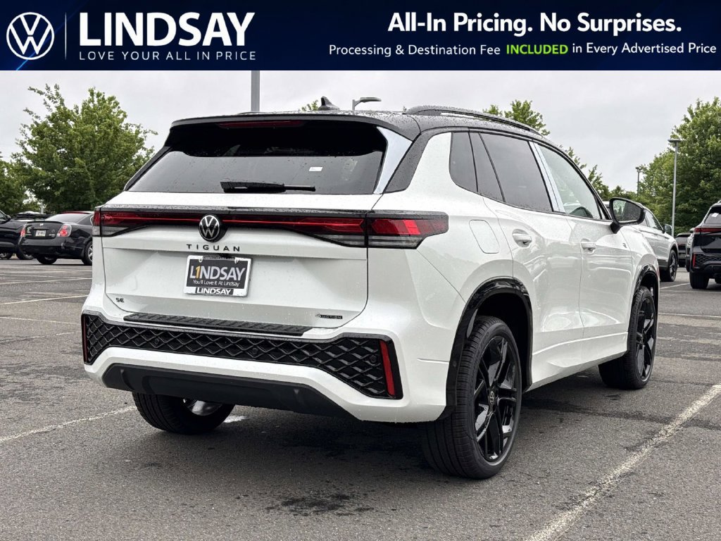 New 2026 Volkswagen Tiguan SE R-Line AWD/4WD image 3