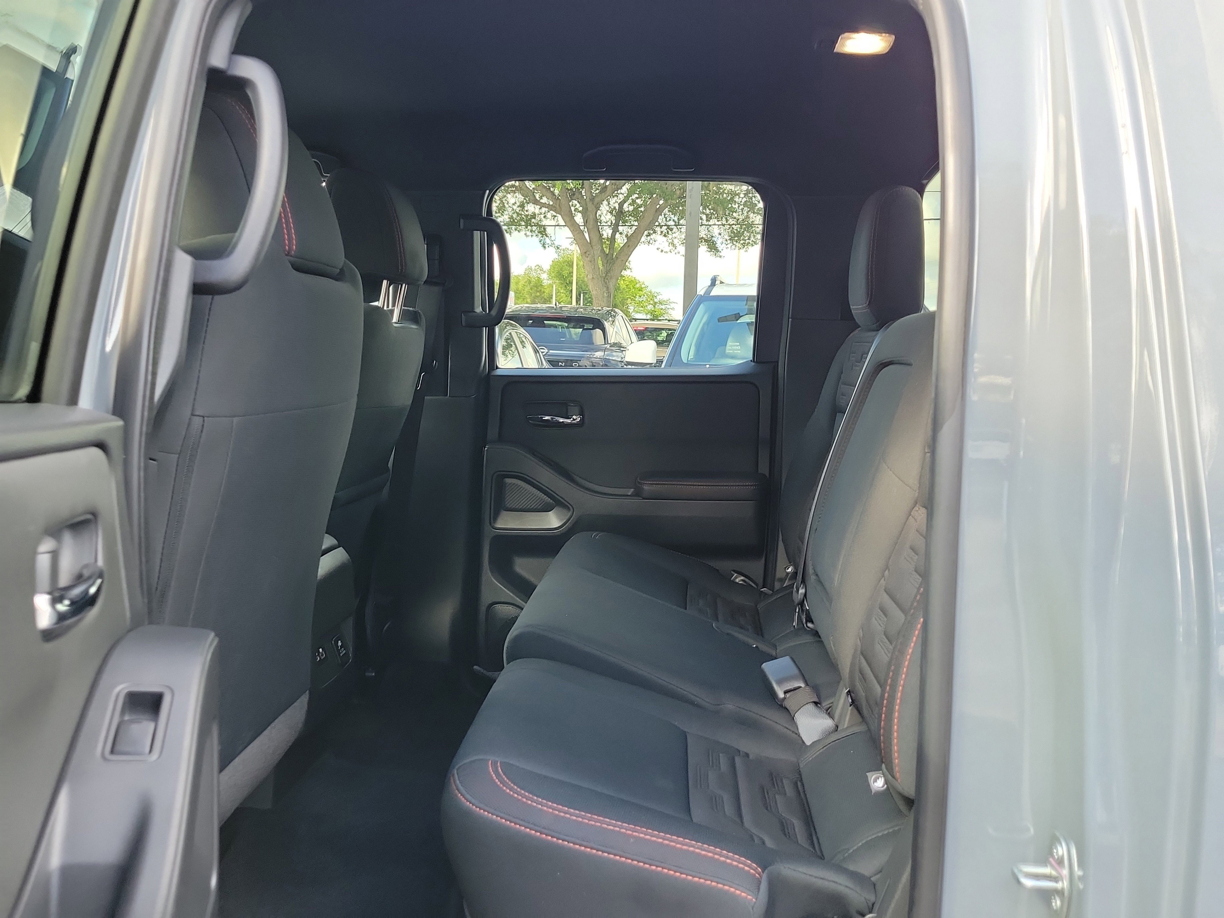 Certified 2024 Nissan Frontier Pro-X w/ Pro Convenience Package RWD image 11