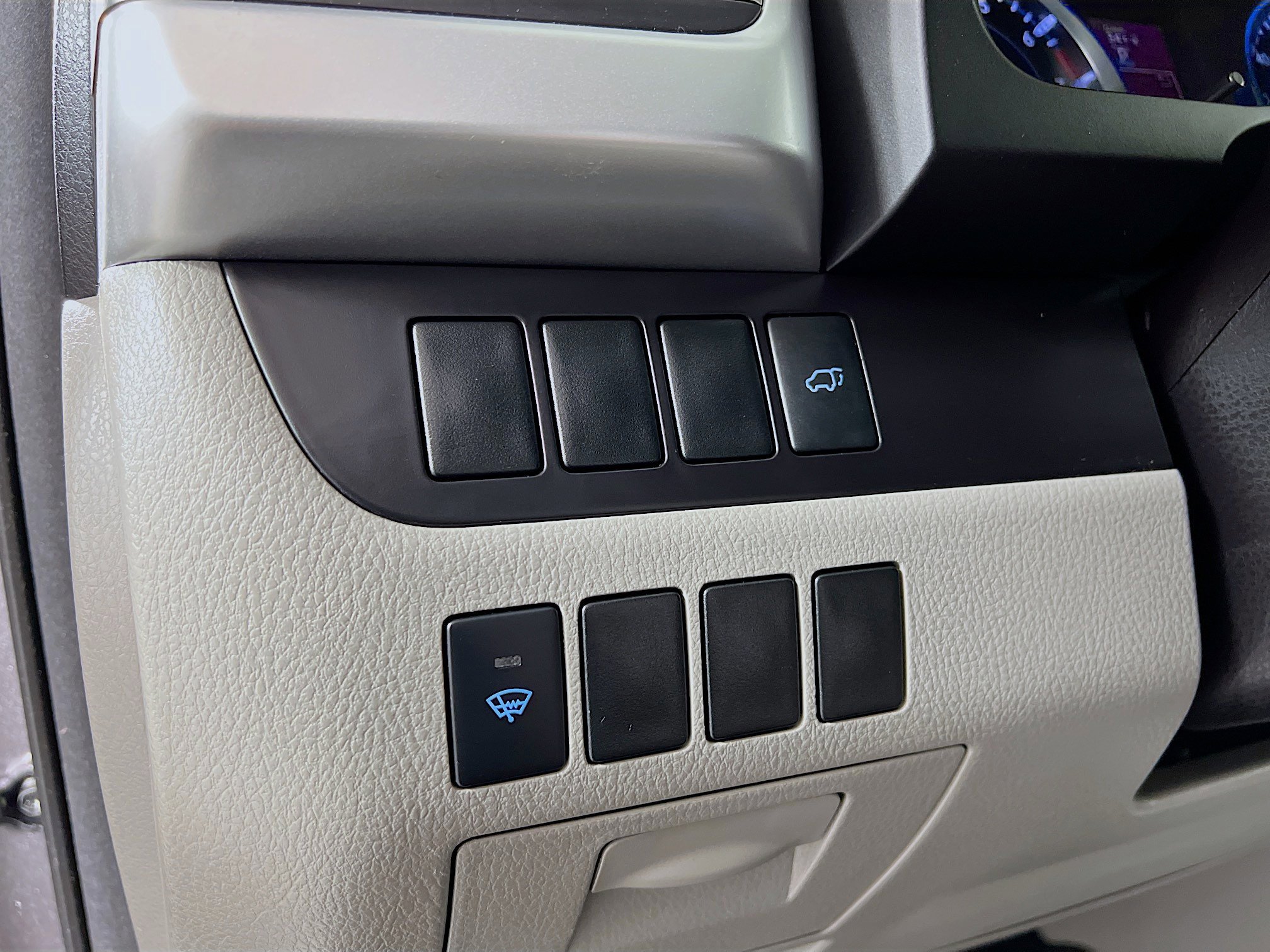 Used 2015 Toyota Highlander XLE image 10