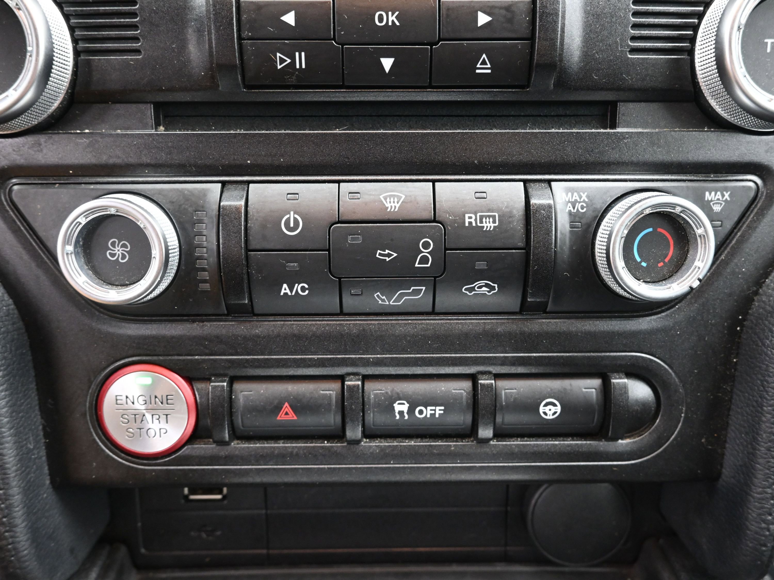 Used 2018 Ford Mustang GT image 17