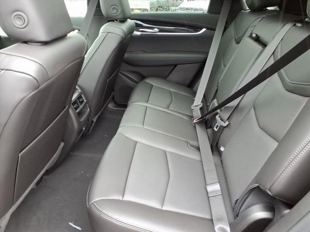 New 2026 Cadillac XT5 Premium Luxury w/ LPO, ONYX Package AWD/4WD image 7