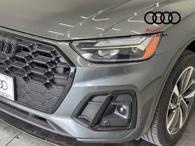 Used 2024 Audi Q5 2.0T Premium w/ Summer of Audi Package AWD/4WD image 4