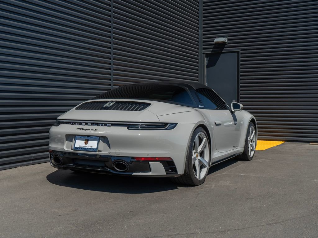 Used 2024 Porsche 911 Targa 4S image 9