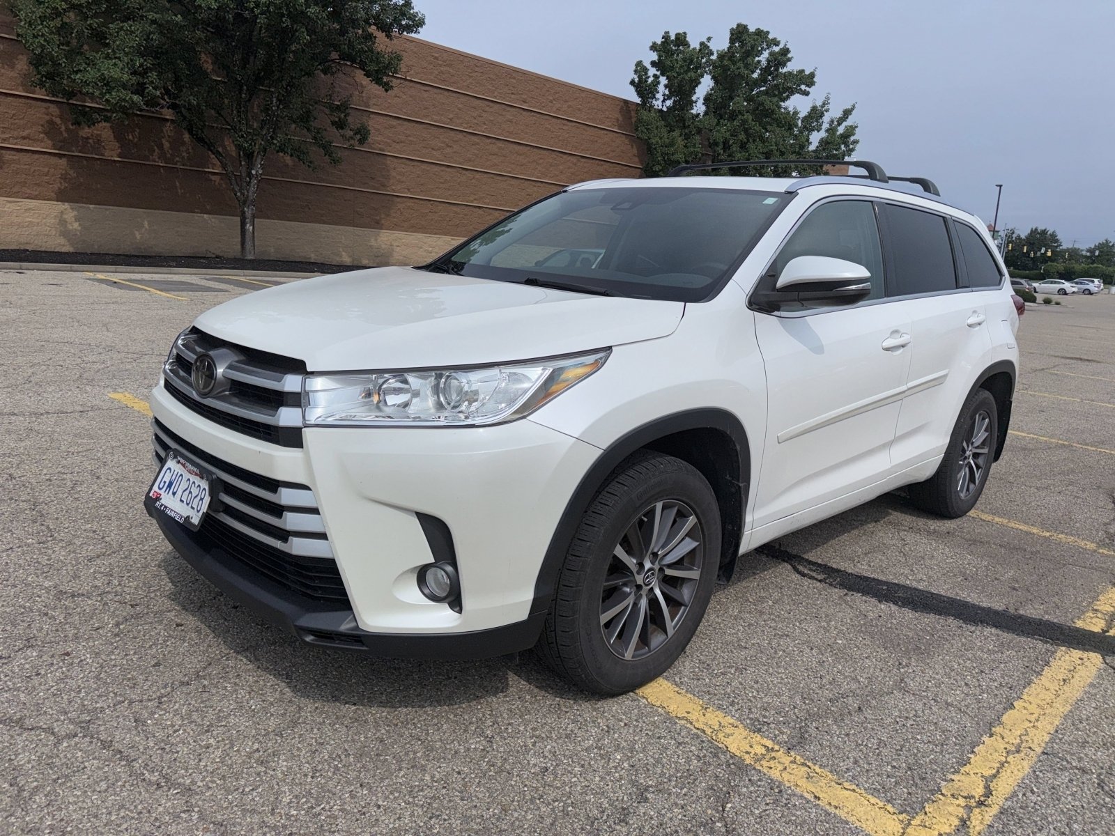 Used 2018 Toyota Highlander XLE AWD/4WD image 8