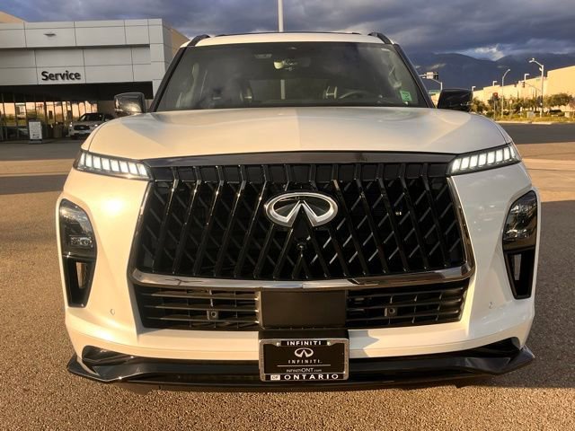 Certified 2026 INFINITI QX80 4WD w/ Sport Exterior Package image 4