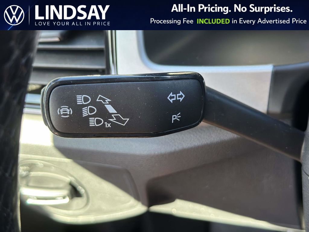 Used 2022 Volkswagen Atlas Cross Sport SEL R-Line image 22