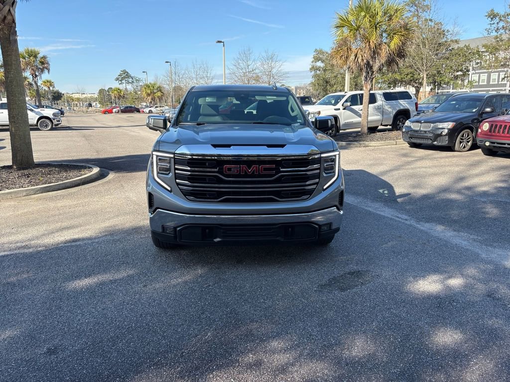 Used 2025 GMC Sierra 1500 SLT image 10