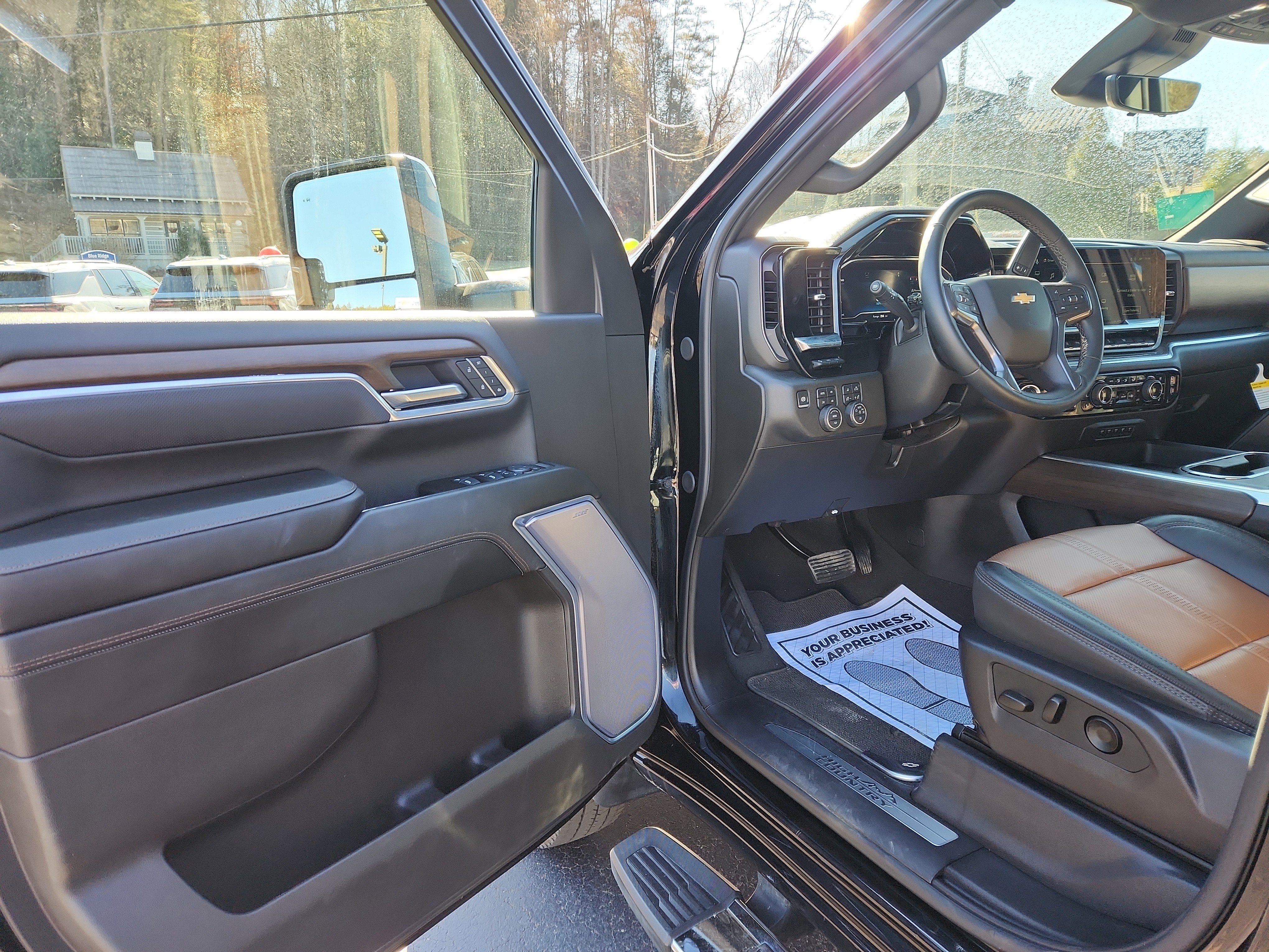Used 2025 Chevrolet Silverado 3500 High Country w/ High Country Premium Package image 22