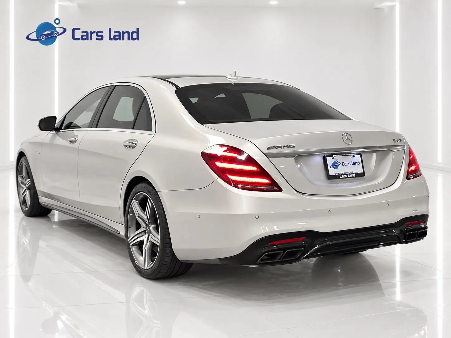 Used 2019 Mercedes-Benz S 63 AMG S 4MATIC Sedan image 4