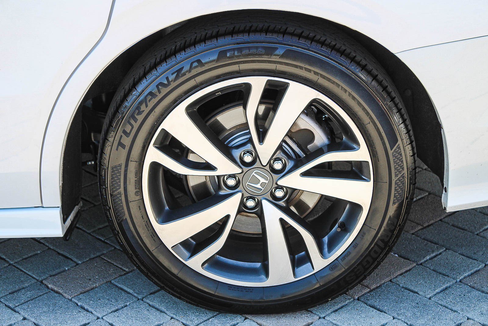 Used 2024 Honda Odyssey Touring image 13