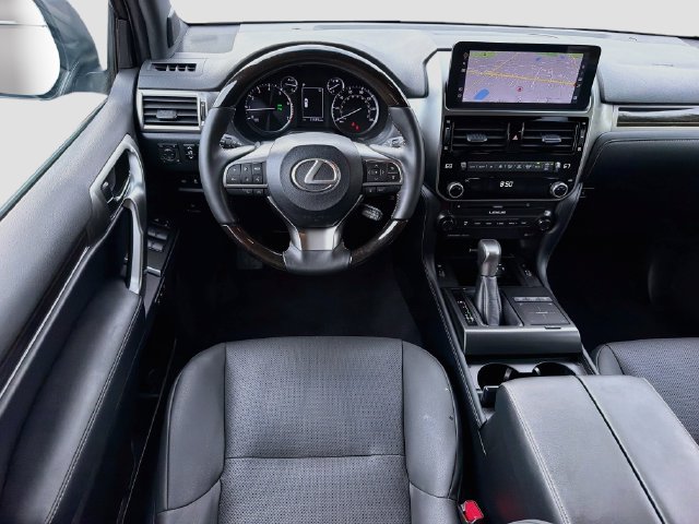 Used 2023 Lexus GX 460 Premium w/ Premium Package AWD/4WD image 16