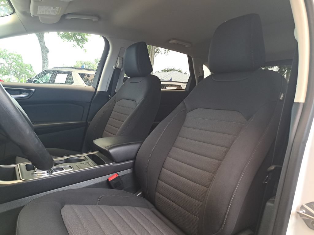 Certified 2024 Ford Edge SE w/ Black Appearance Package AWD/4WD image 20