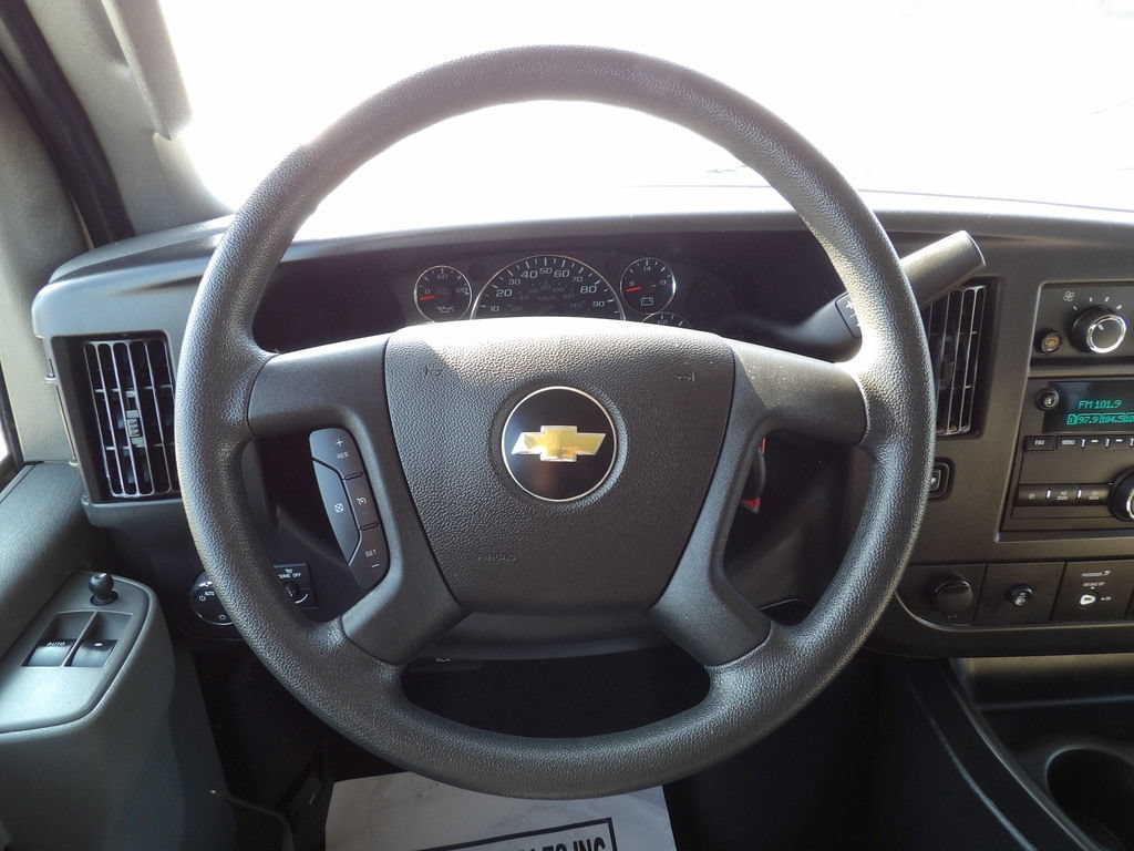 Used 2024 Chevrolet Express 3500 LS RWD image 20