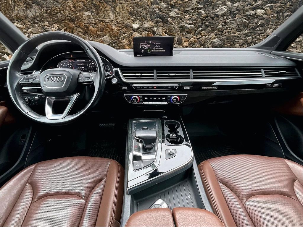 Used 2018 Audi Q7 3.0T Prestige w/ Prestige Package image 13