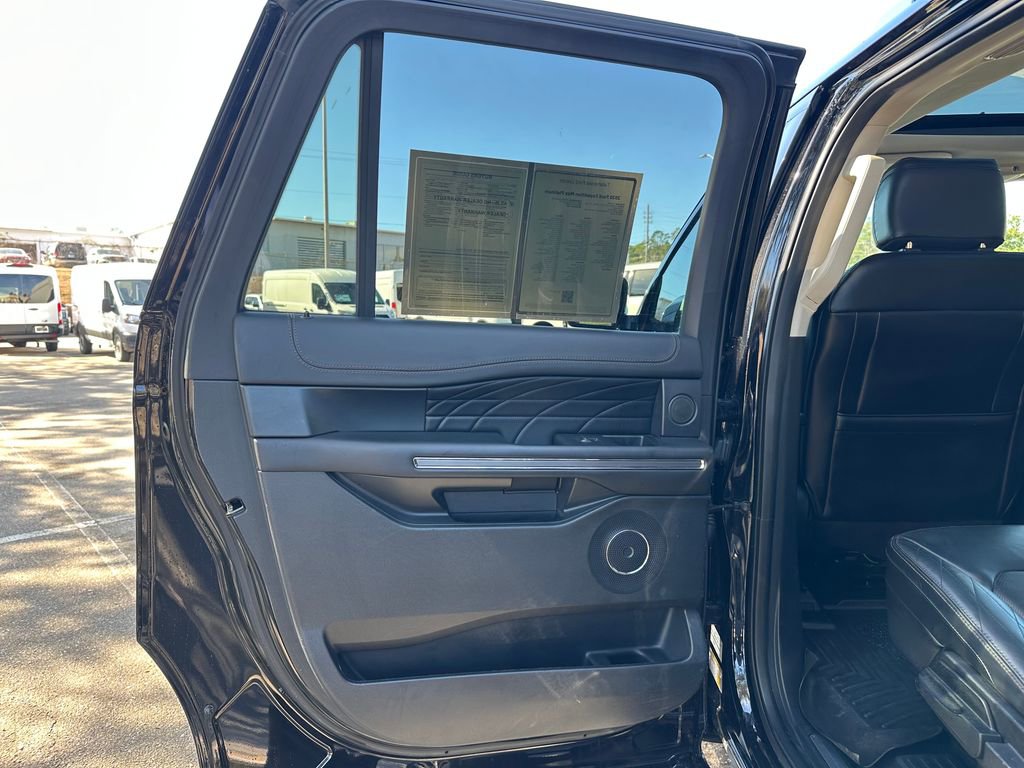 Used 2020 Ford Expedition Max Platinum image 27